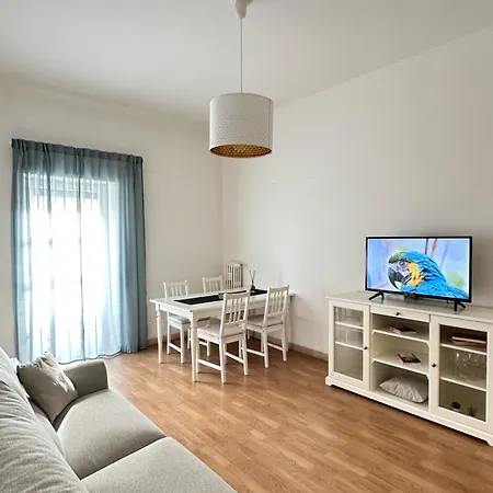 Apartment 1512 *